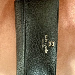 Kate Spade - Slim Snap Bifold Leather Wallet